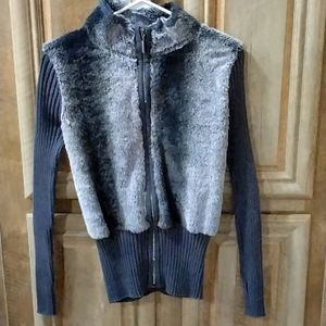 Very Nice Pretty Pre-Owned Long Sleeve Soft Sweater With Front Zipper!